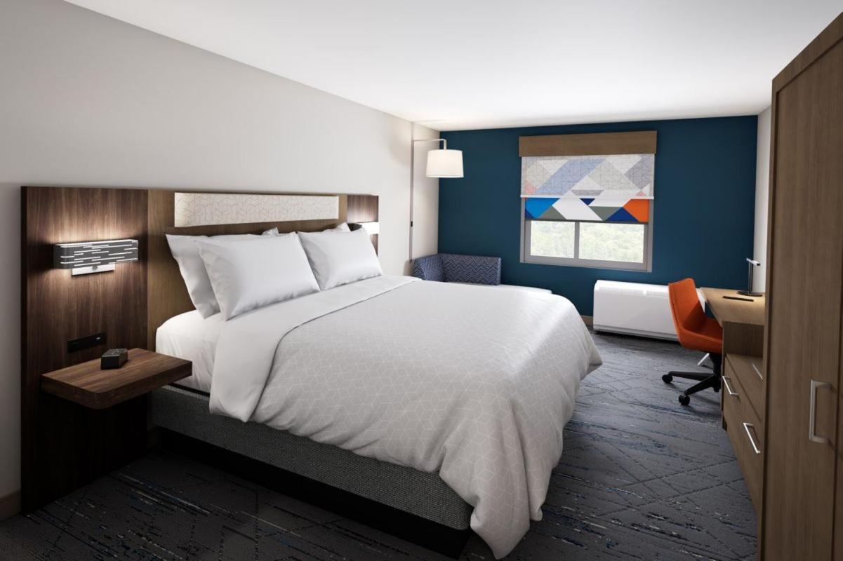 Holiday Inn Express & Suites - Harrisonburg University Area By Ihg Exterior photo